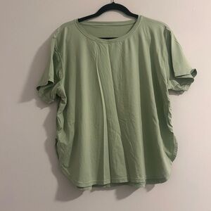 Light Green Women's Short Sleeve Tee Size XL